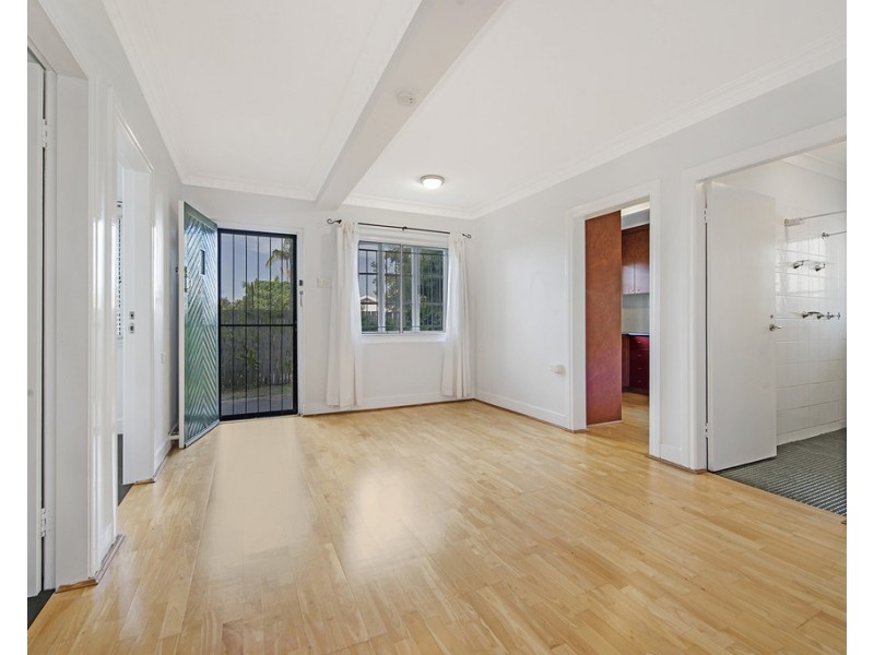 2/155 Windsor Rd, Kelvin Grove QLD 4059