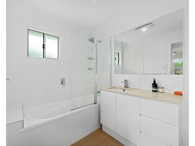 37 Cedarhurst Street, The Gap QLD 4061