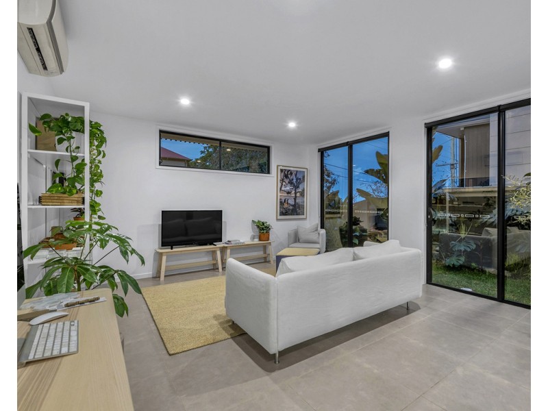 97 Windsor Road, Red Hill QLD 4059