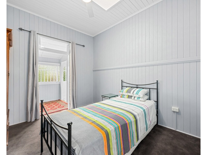 371 Waterworks Road, Ashgrove QLD 4060