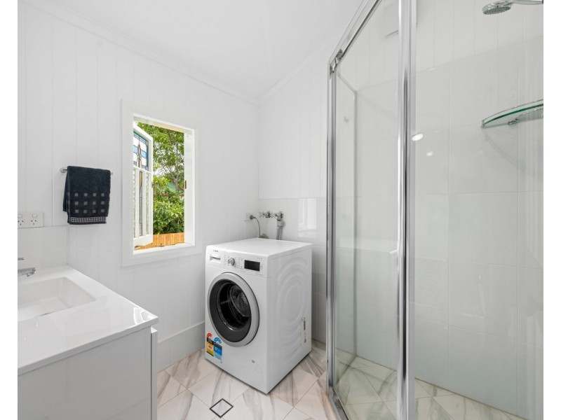 371 Waterworks Road, Ashgrove QLD 4060