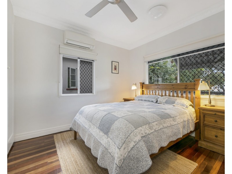 79 Lizzie Street, Bardon QLD 4065