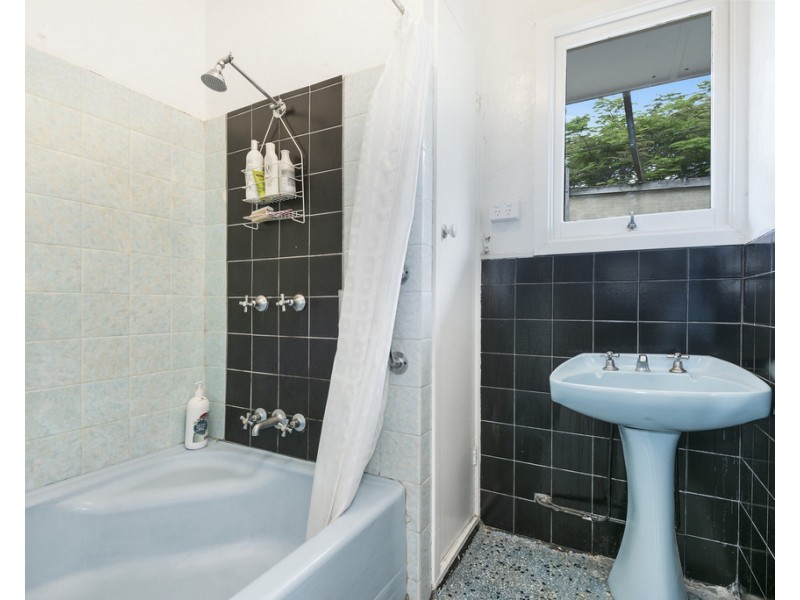 652 Waterworks Road, Ashgrove QLD 4060