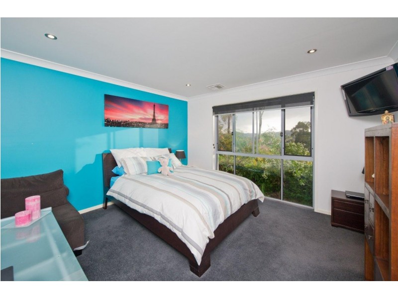 15 Stonehawke Place, The Gap QLD 4061