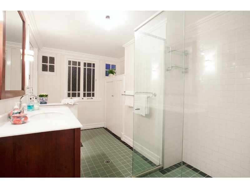 43 Atthow Avenue, Ashgrove QLD 4060