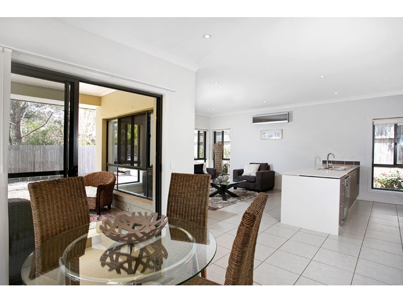 14 Clearview Street, Belmont QLD 4153