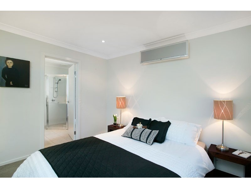 14 Clearview Street, Belmont QLD 4153