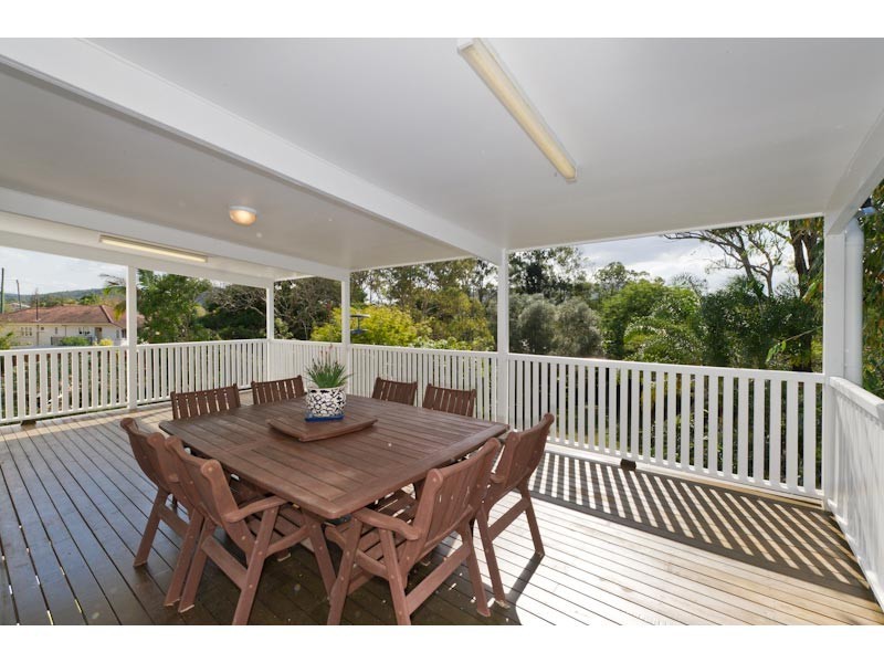 18 Mareeba Road, Ashgrove QLD 4060