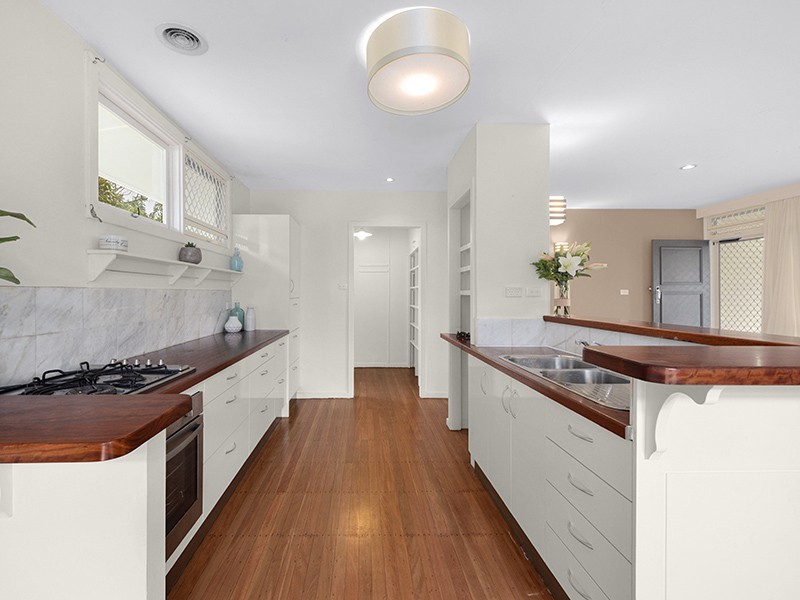 39 Bromwich Street, The Gap QLD 4061