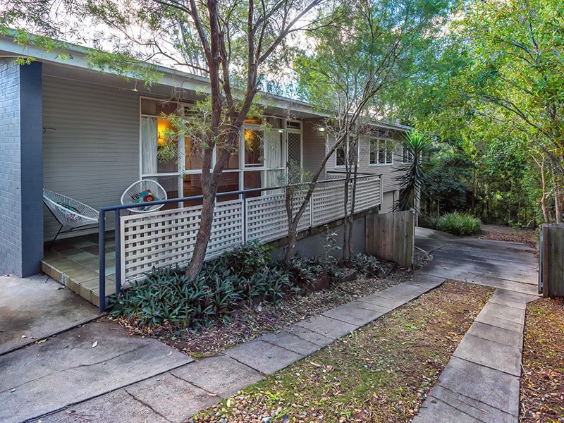 39 Bromwich Street, The Gap QLD 4061