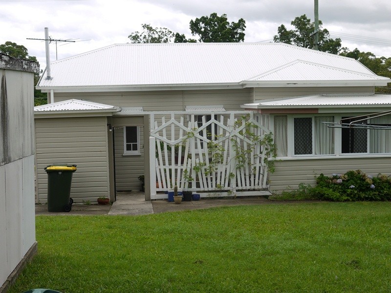 44 Grevillea Road, Ashgrove QLD 4060