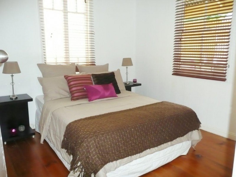 70 Glen Street, Kelvin Grove QLD 4059