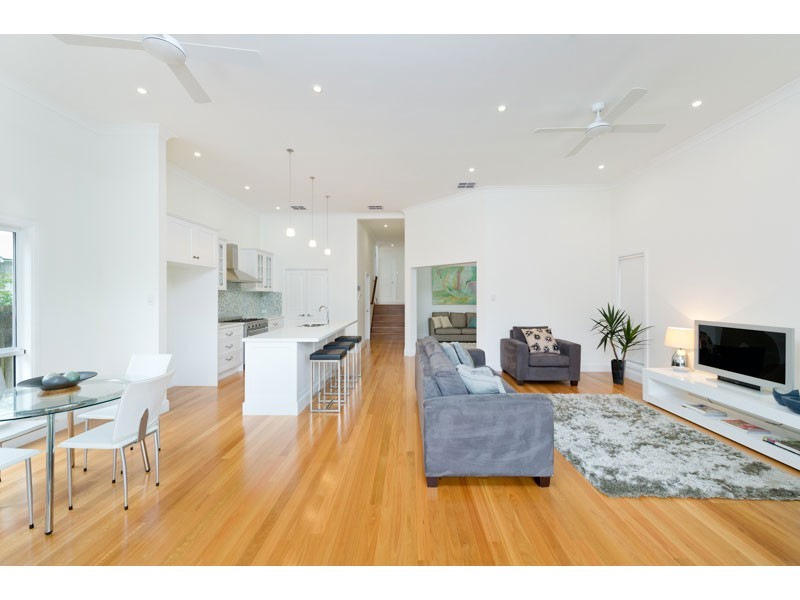 12 Canberra Drive, Ashgrove QLD 4060