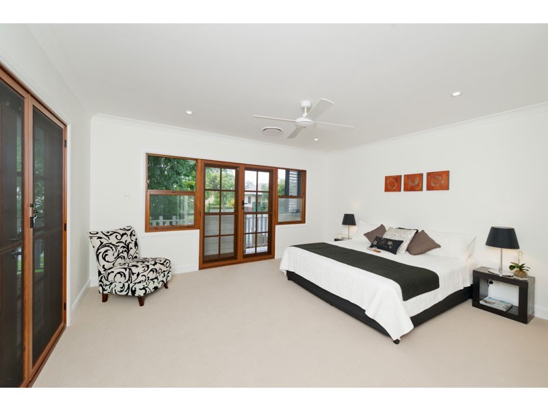 12 Canberra Drive, Ashgrove QLD 4060