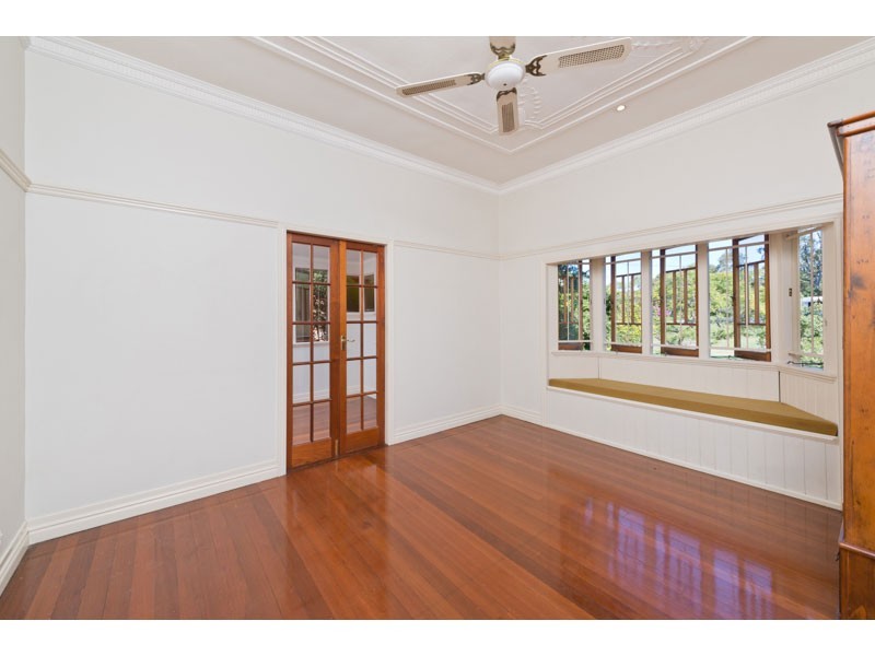 9 Bridge Street, Ashgrove QLD 4060