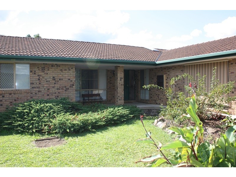 1 Greenwood Crescent, Samford Valley QLD 4520