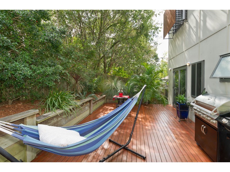 56 Lizzie Street, Bardon QLD 4065