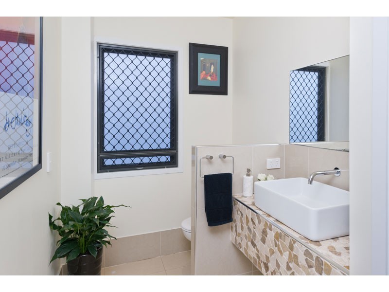 56 Lizzie Street, Bardon QLD 4065