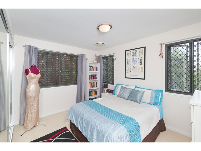 56 Lizzie Street, Bardon QLD 4065