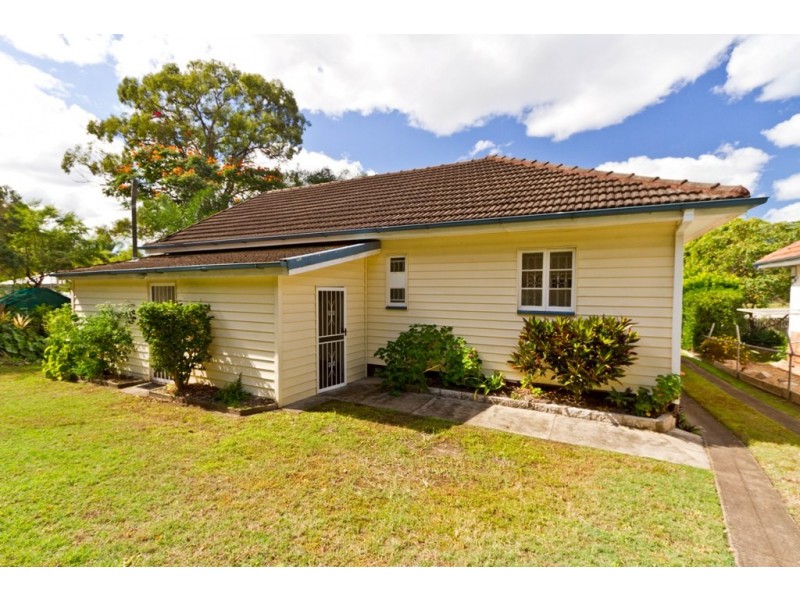 11 Tweed Street, Ashgrove QLD 4060