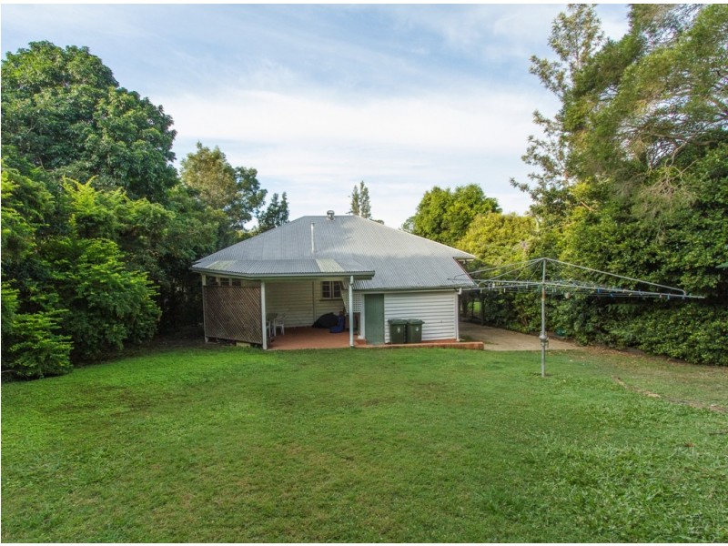 70 Lindsay Street, Ashgrove QLD 4060