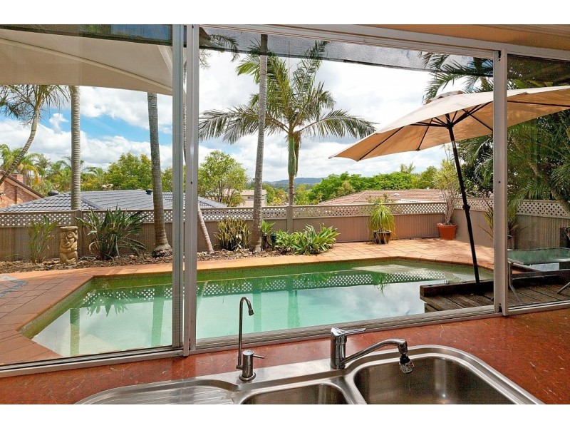 63 Riverhills Road, Middle Park QLD 4074