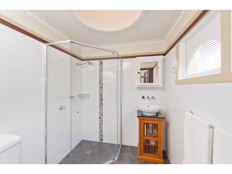 19 Hawthorne Avenue, Ashgrove QLD 4060