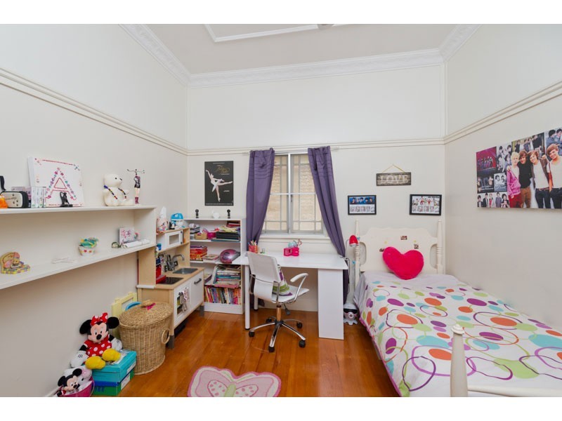 19 Hawthorne Avenue, Ashgrove QLD 4060