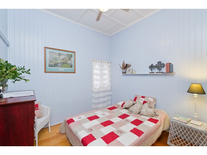 19 Hawthorne Avenue, Ashgrove QLD 4060