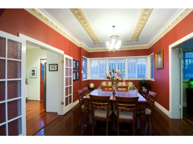 8 Felicia Street, Ashgrove QLD 4060