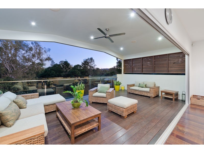 71 Brown Parade, Ashgrove QLD 4060