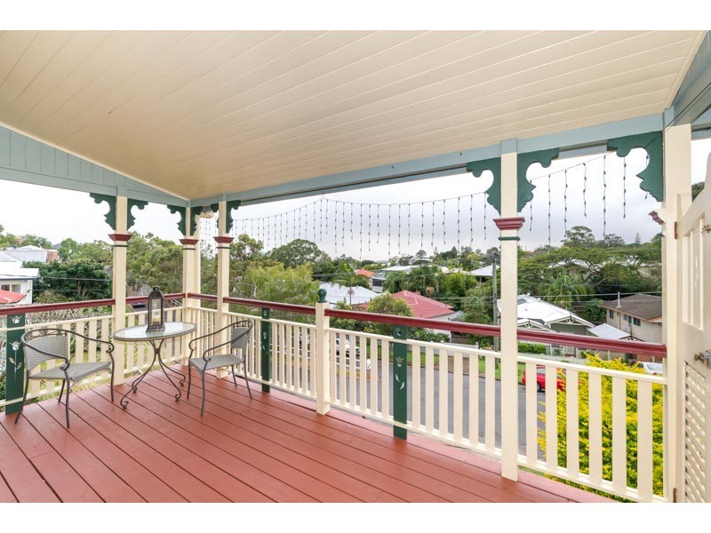 48 Carmel Street, Bardon QLD 4065