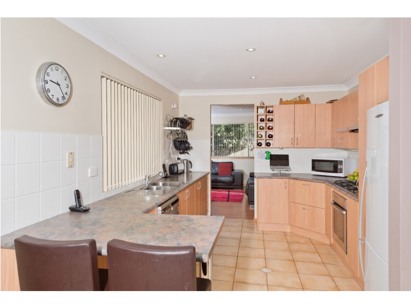 3 Newark Place, The Gap QLD 4061