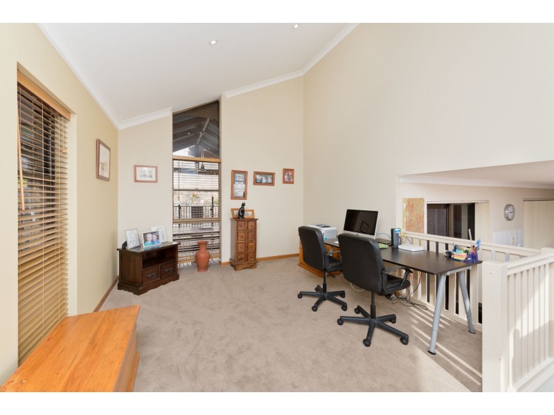 3 Newark Place, The Gap QLD 4061