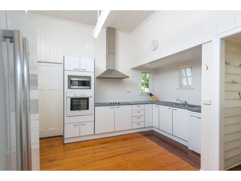 37 Roy Street, Ashgrove QLD 4060