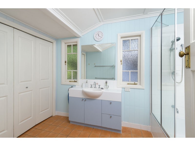 37 Roy Street, Ashgrove QLD 4060