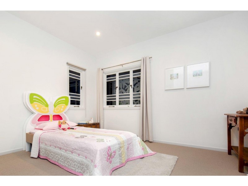 61 Girraween Grove, Ashgrove QLD 4060