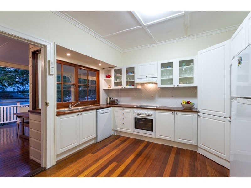 21 Otonga Road, Ashgrove QLD 4060