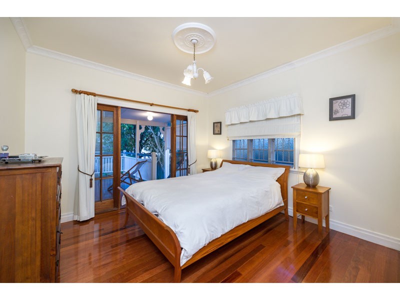 21 Otonga Road, Ashgrove QLD 4060