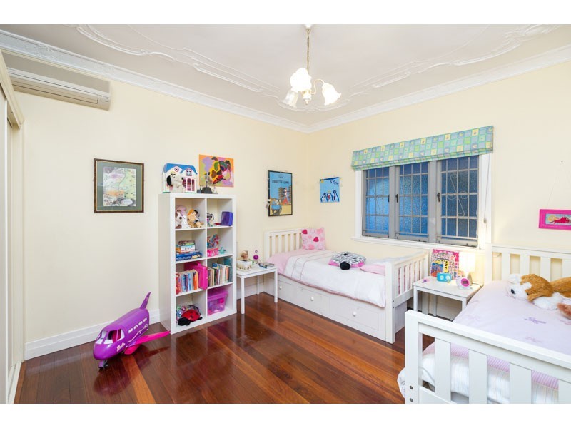 21 Otonga Road, Ashgrove QLD 4060