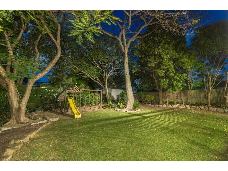 21 Otonga Road, Ashgrove QLD 4060