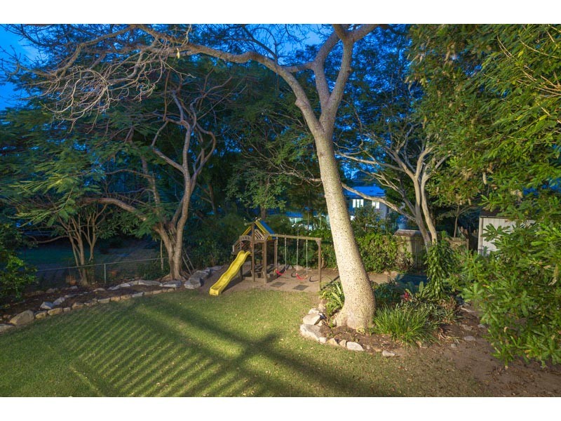21 Otonga Road, Ashgrove QLD 4060