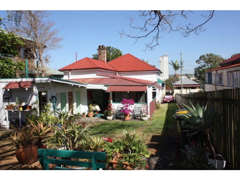 East Brisbane QLD 4169