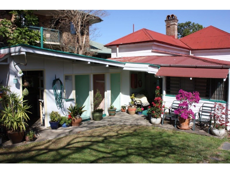 East Brisbane QLD 4169