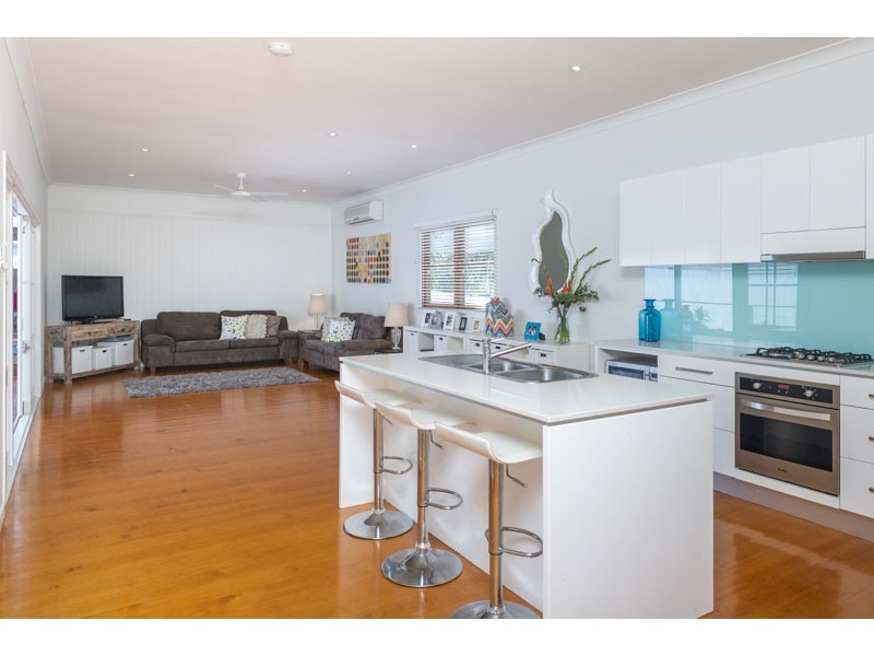 36A Garden Terrace, Newmarket QLD 4051