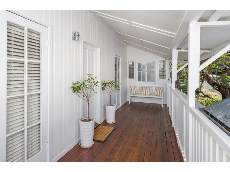 36A Garden Terrace, Newmarket QLD 4051