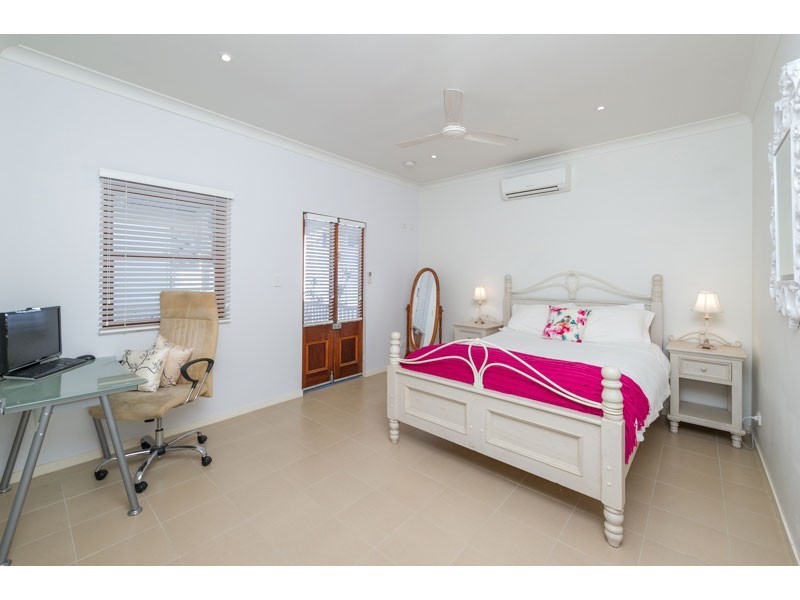 36A Garden Terrace, Newmarket QLD 4051