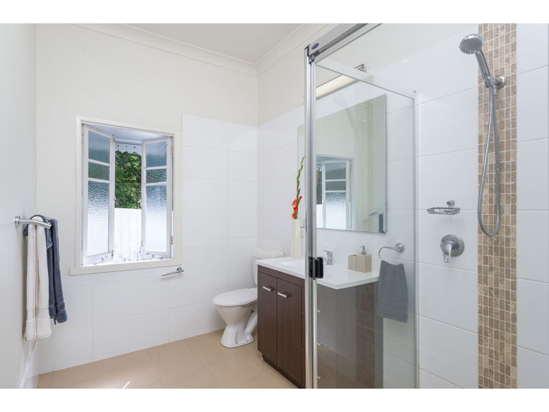 36A Garden Terrace, Newmarket QLD 4051