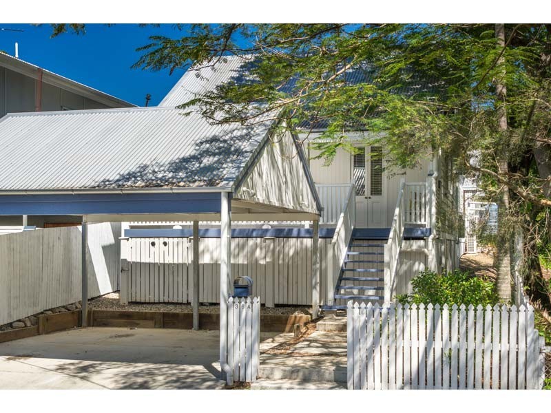 36A Garden Terrace, Newmarket QLD 4051