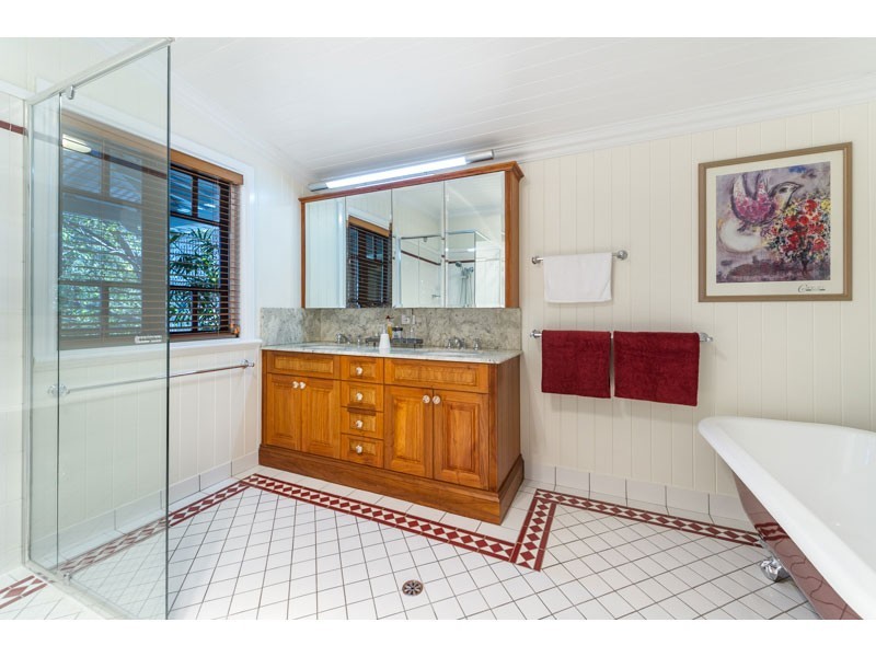 15 Corbie Street, Ashgrove QLD 4060